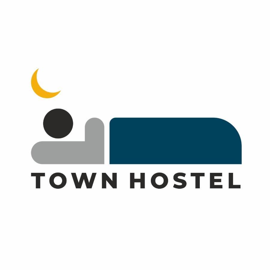 Town Hostel Peja Exteriör bild